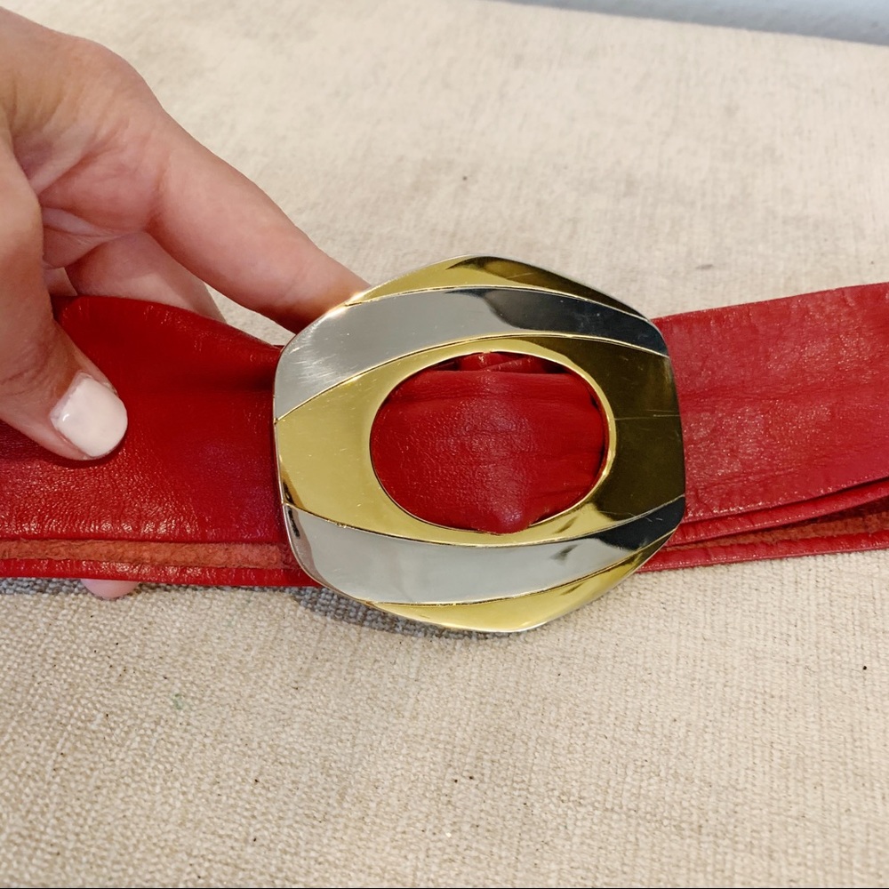 Vintage Christian Dior Gold Buckle Waist Belt A212